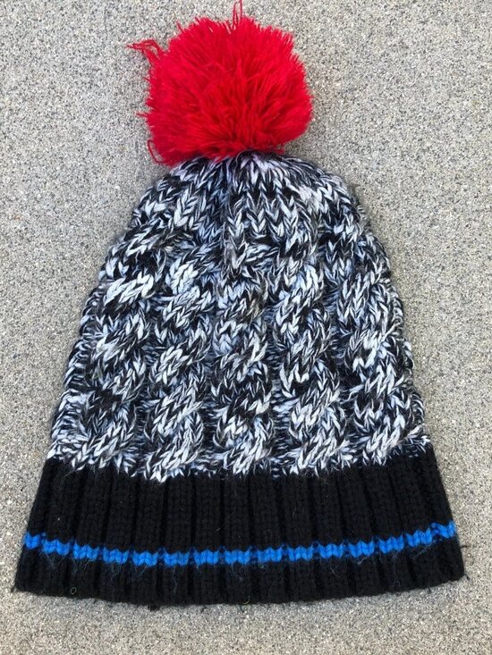 Target Other - TARGET x MADE FOR PLAY Knit Beanie Men's One Size Pom Hat Cap